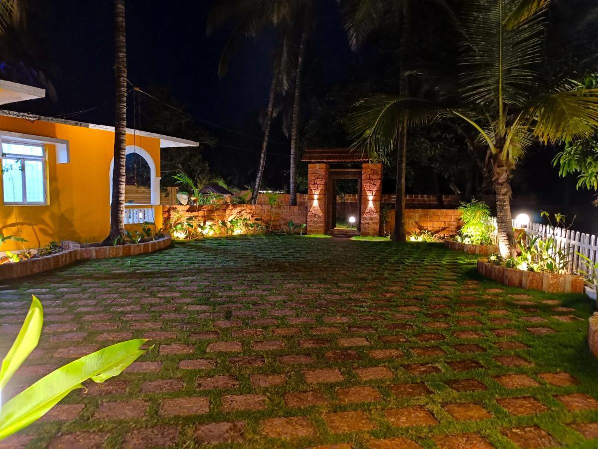 Coco Teros Resort Mandrem Dış mekan fotoğraf