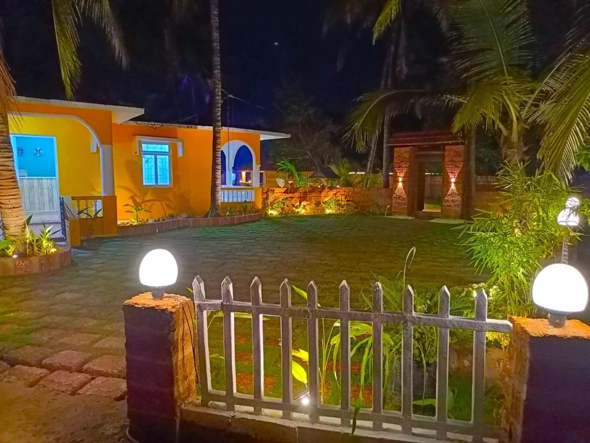Coco Teros Resort Mandrem Dış mekan fotoğraf