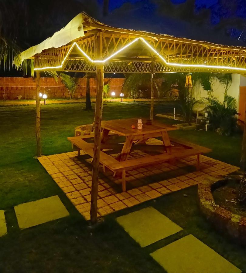 Coco Teros Resort Mandrem Dış mekan fotoğraf