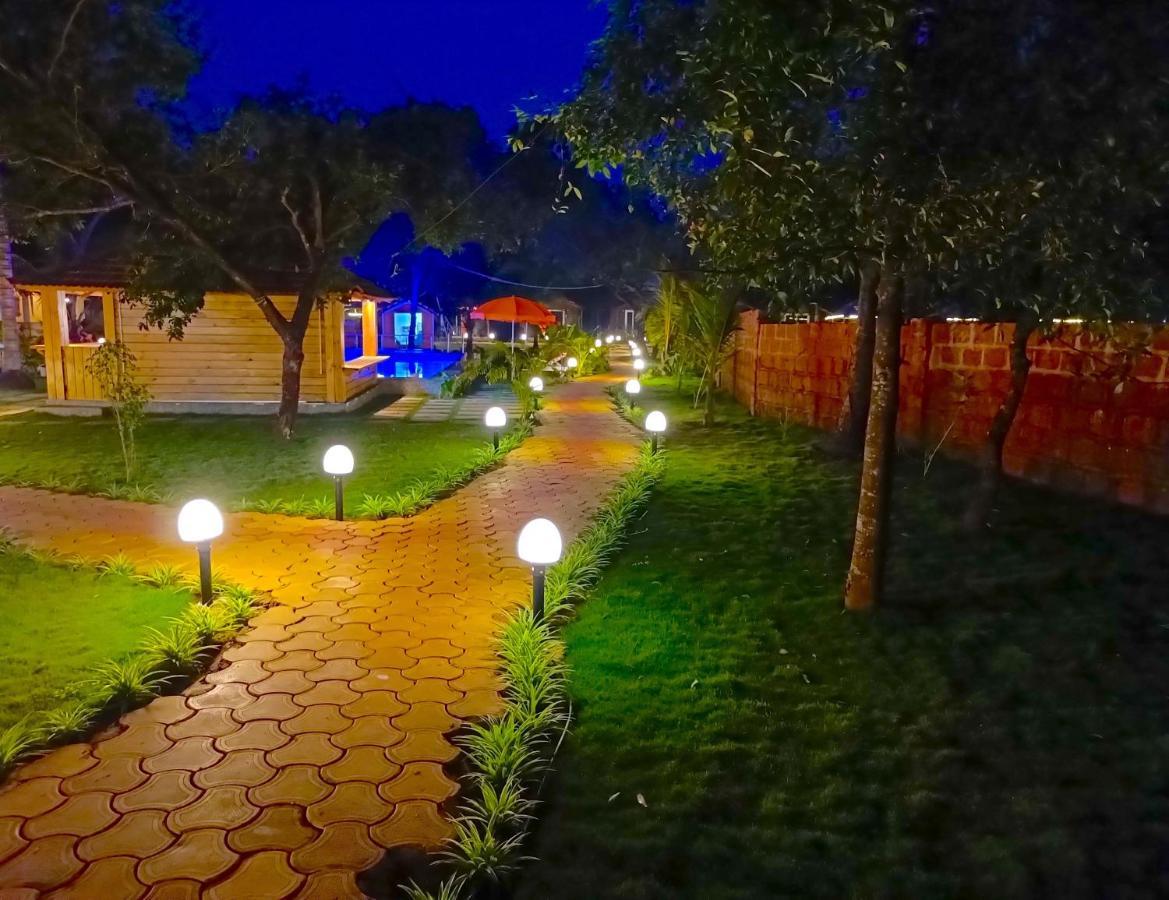 Coco Teros Resort Mandrem Dış mekan fotoğraf