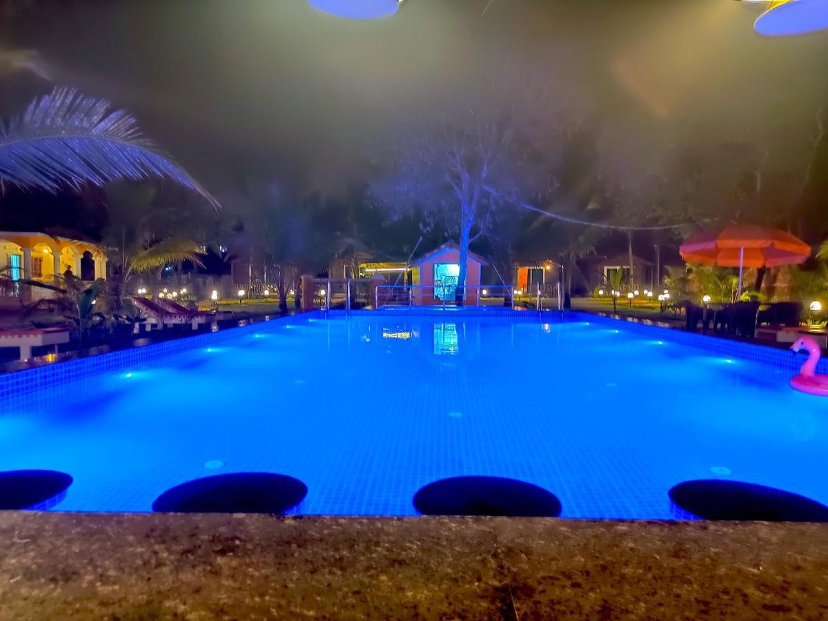 Coco Teros Resort Mandrem Dış mekan fotoğraf