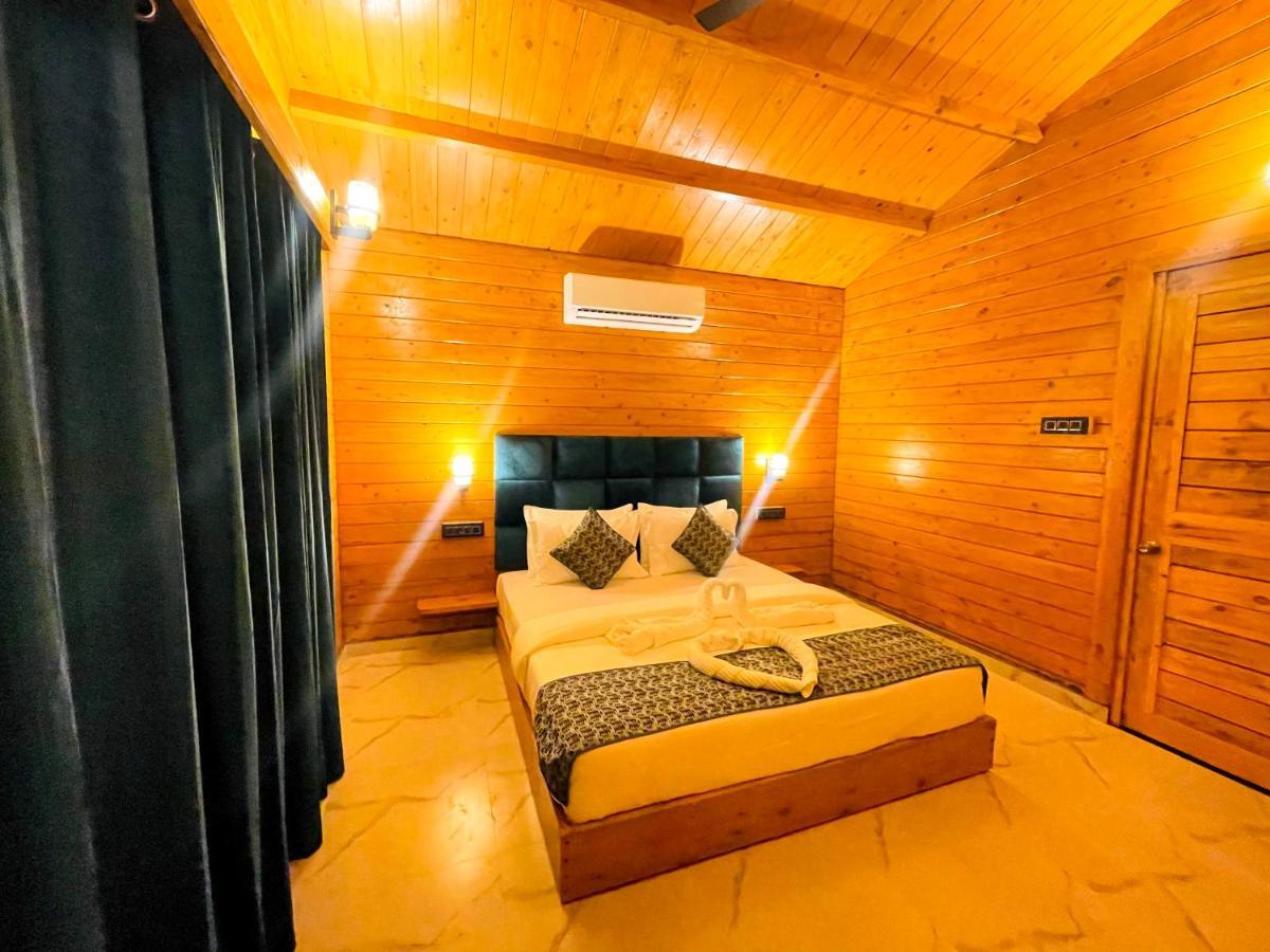 Coco Teros Resort Mandrem Dış mekan fotoğraf