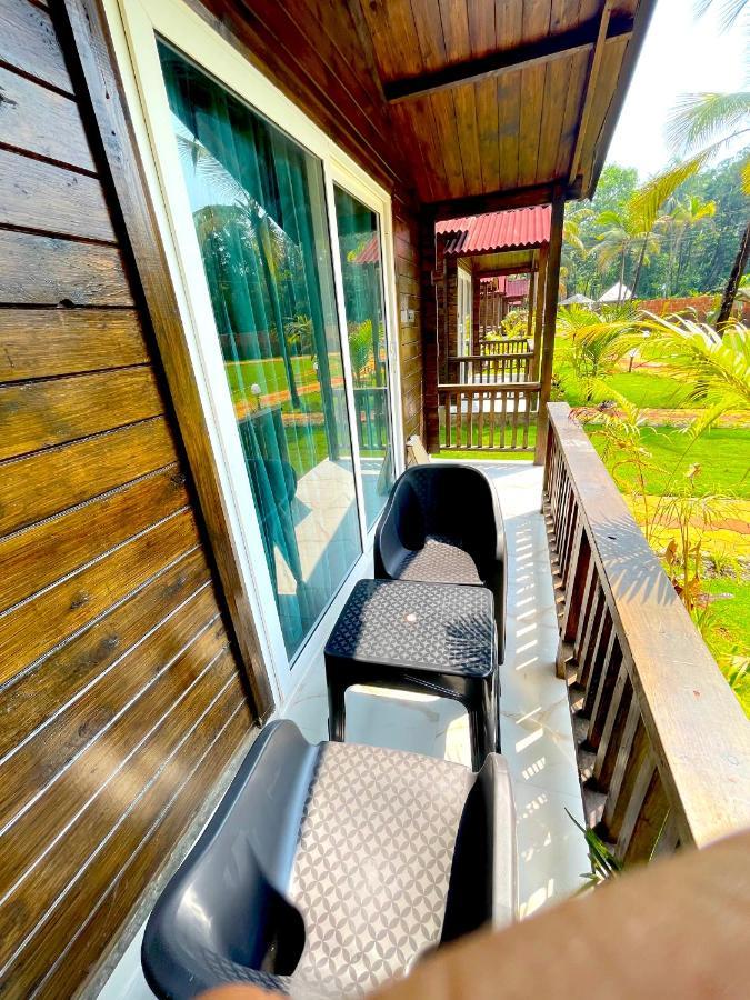 Coco Teros Resort Mandrem Dış mekan fotoğraf