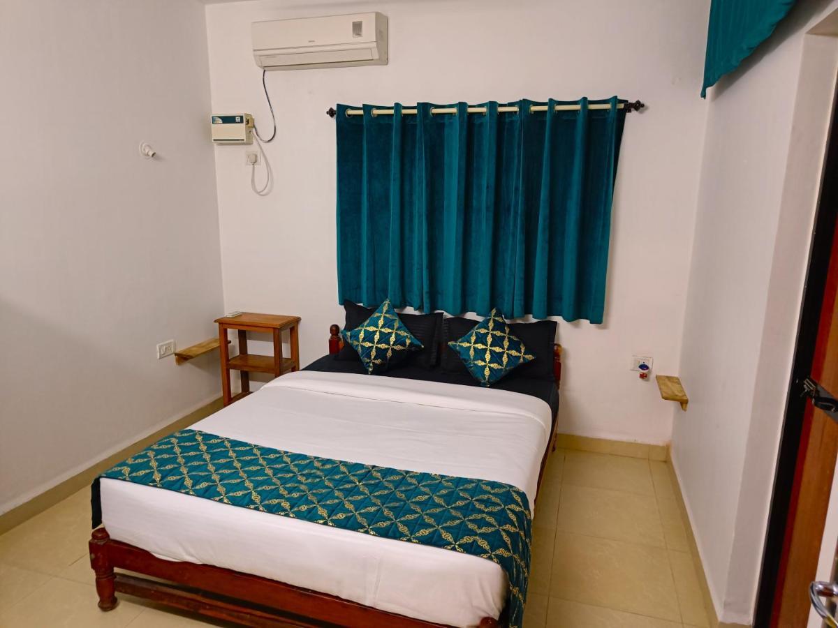 Coco Teros Resort Mandrem Dış mekan fotoğraf