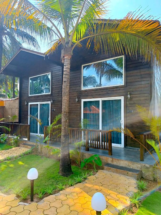 Coco Teros Resort Mandrem Dış mekan fotoğraf