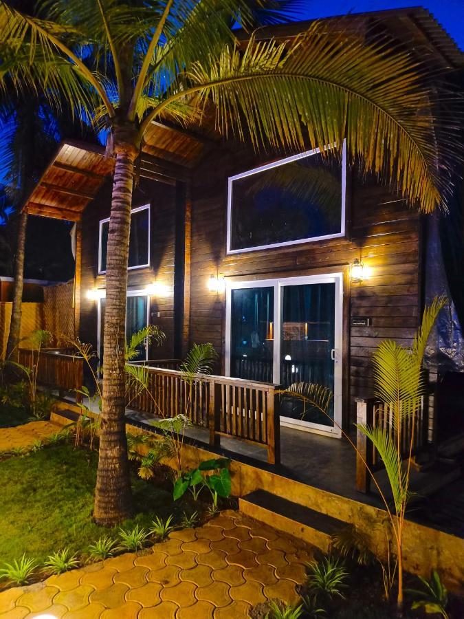 Coco Teros Resort Mandrem Dış mekan fotoğraf