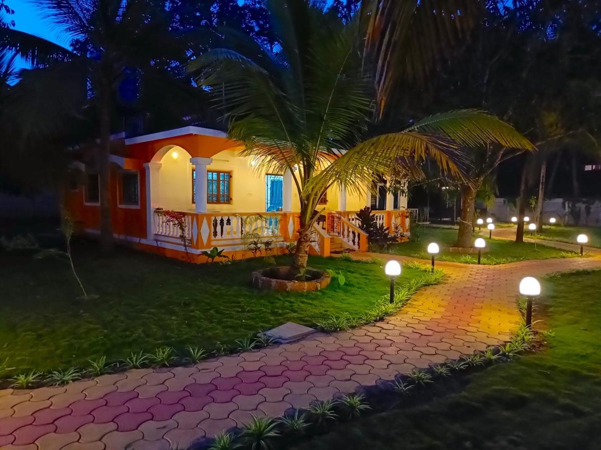 Coco Teros Resort Mandrem Dış mekan fotoğraf